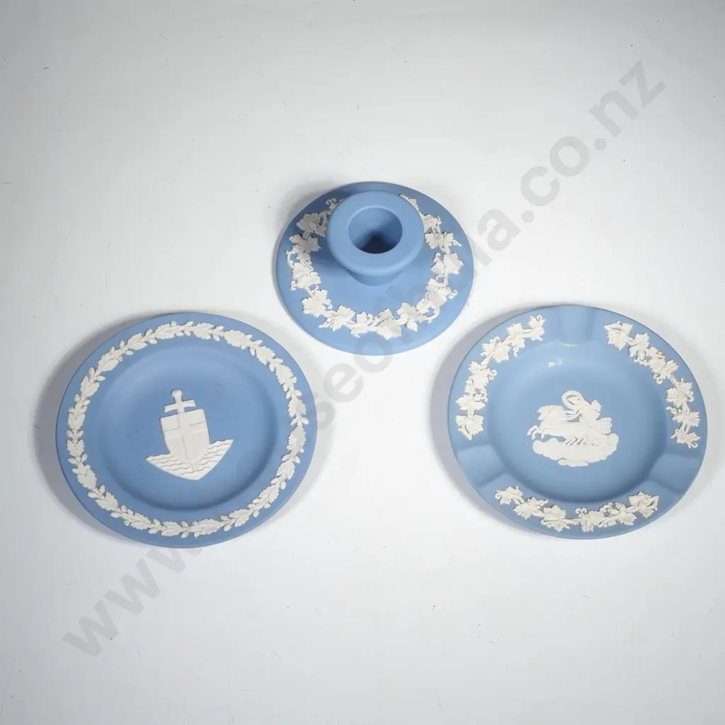 Wedgwood Jasperware Blue Candlestick, Ashtray & Small Round Crusader Line Dish Image 1++