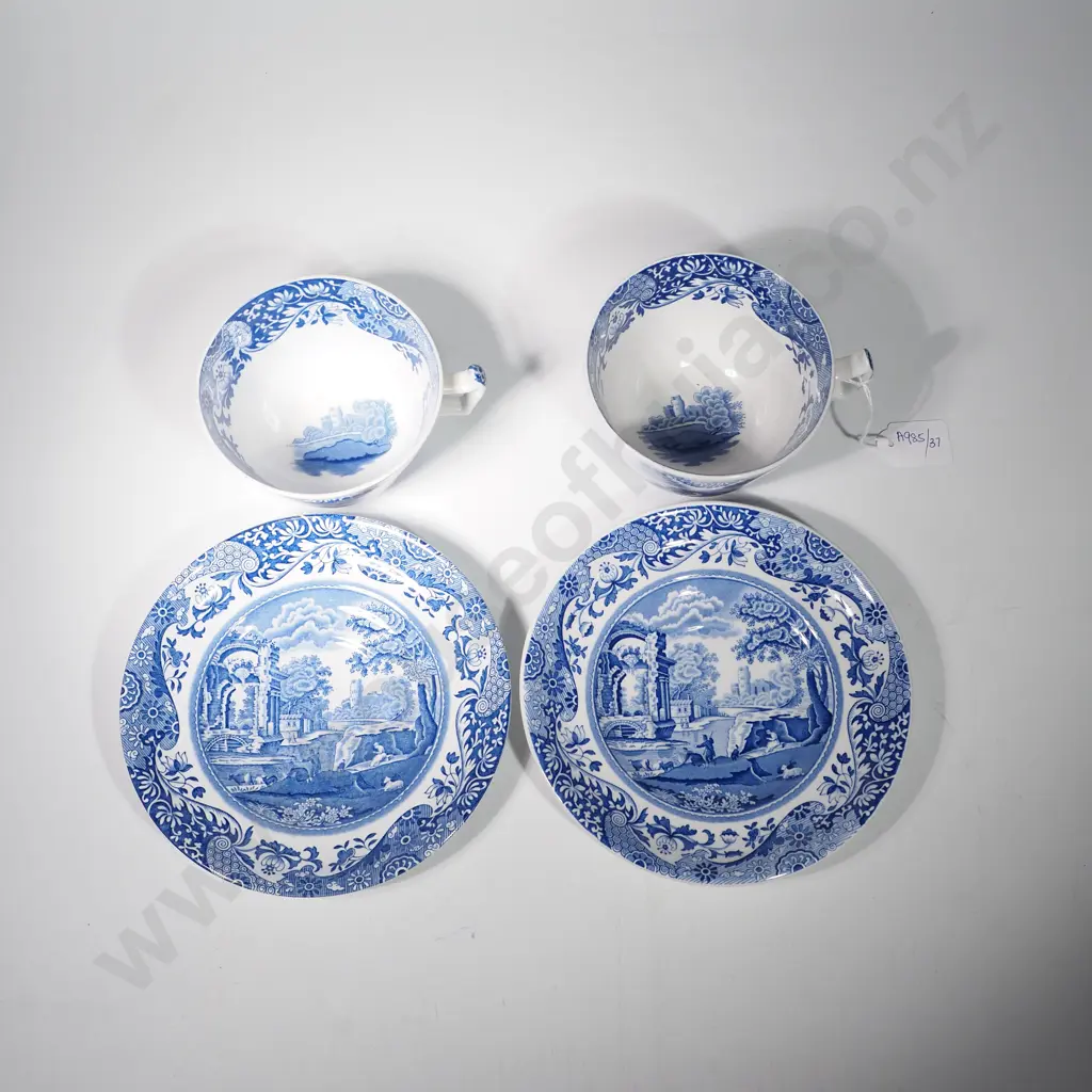 Pair of Copeland 'Spode's Italian' Breakfast Cups & Saucers Image 1++