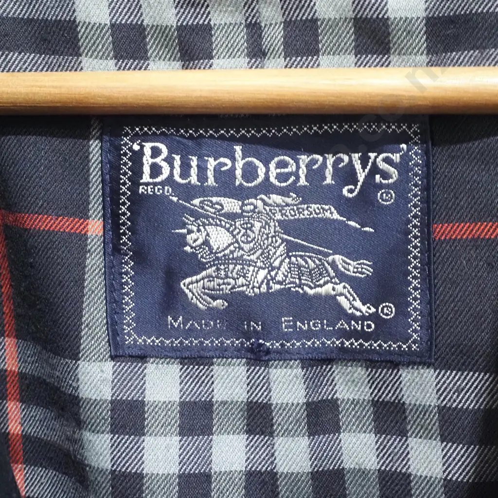 Vintage Large Men's Burberrys Garbardine Navy Trench Coat w Tartan Lining Image 1++