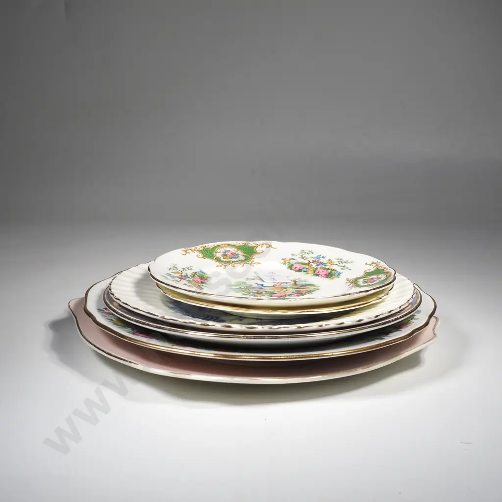 Four Vintage  Cake Plates & Two Side Plates Image 1++