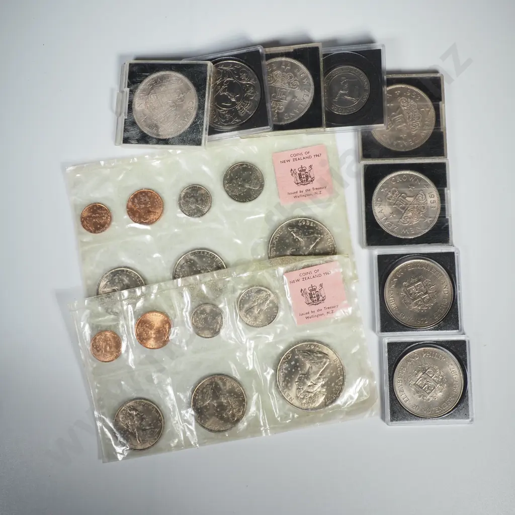 Assorted Lot of Commemorative Coinage Image 1++