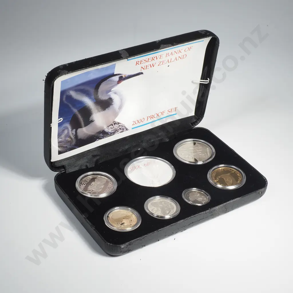 2000 NZ Proof Coin Set w Silver Five Dollar  Image 1++