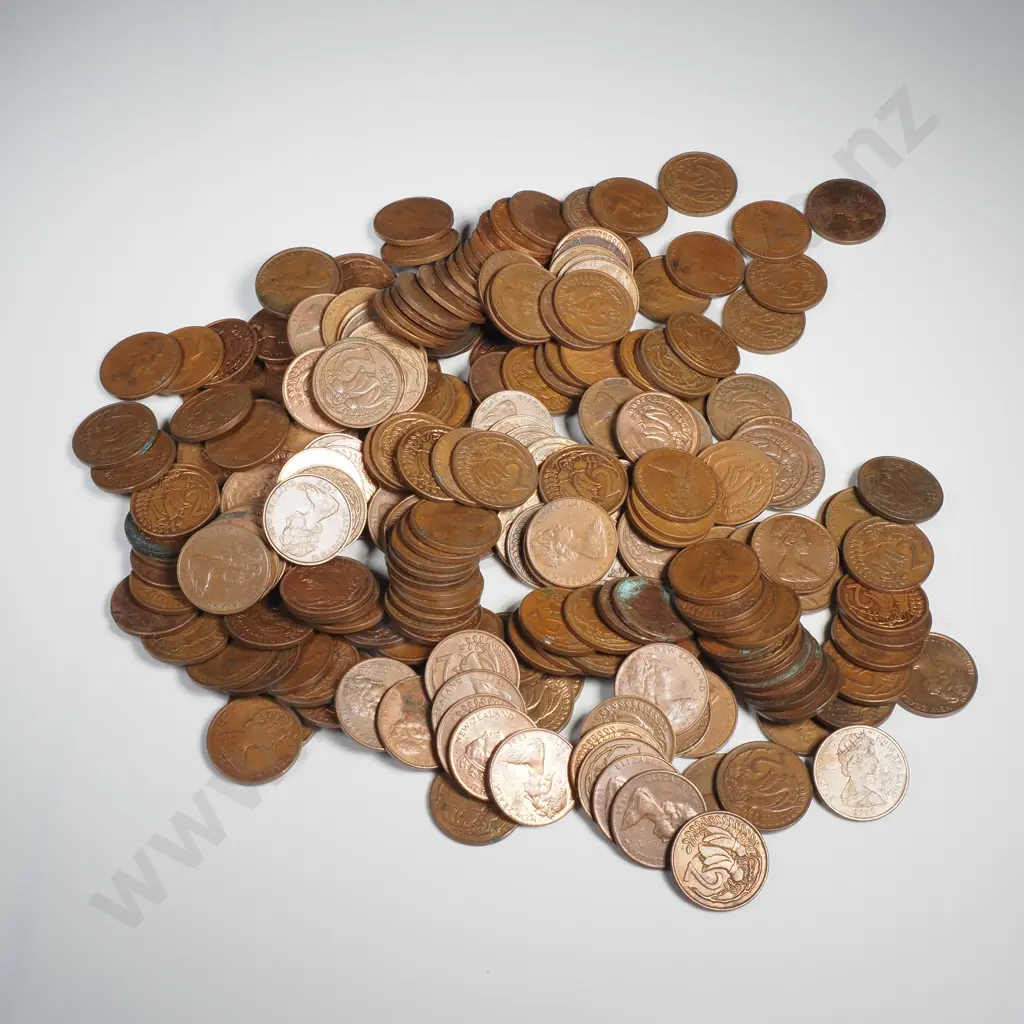 1kg of NZ Two Cent Coins Image 1++