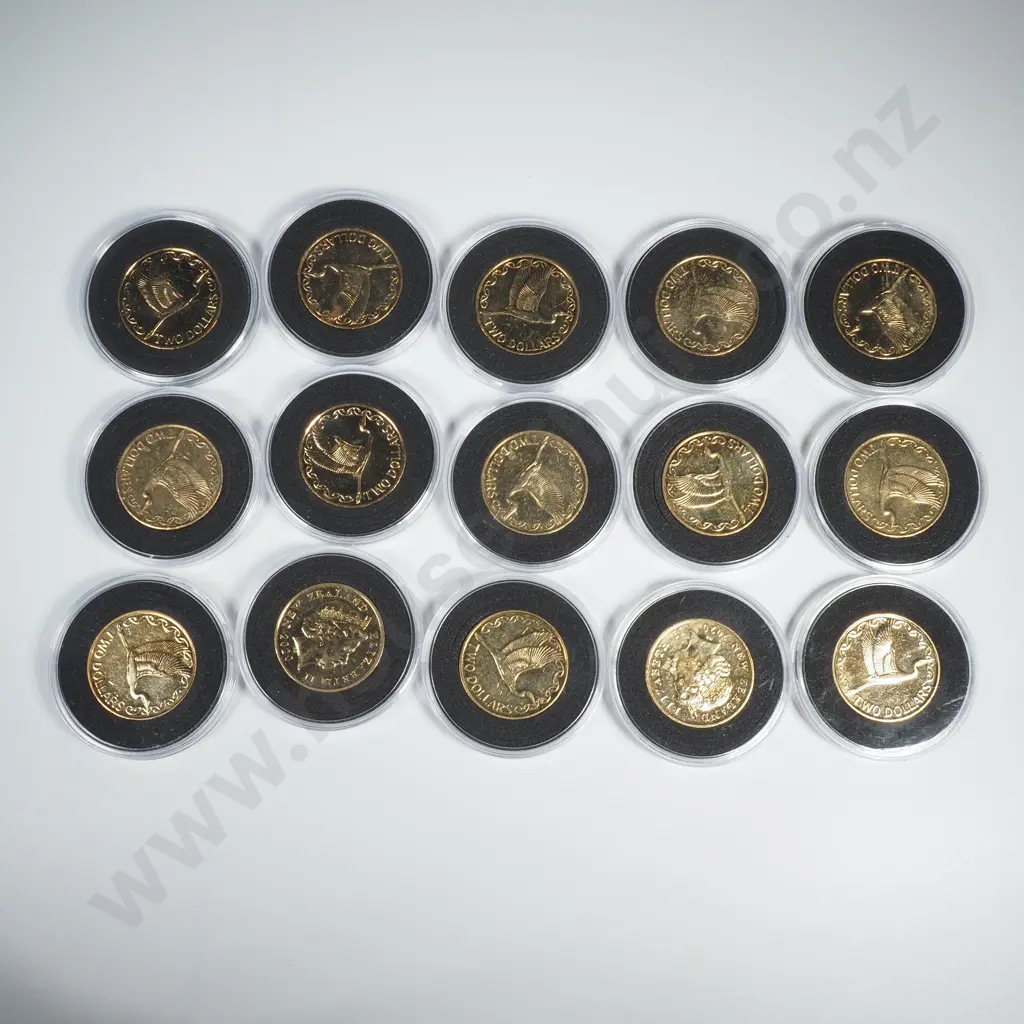 15 NZ two Dollar Coins - 14 are 2020 & 1 is 2015 - All Individually Cased Image 1++