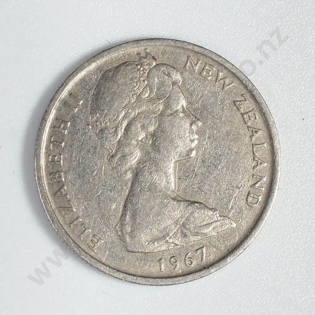 NZ 1967 "No Sea to Right" 5 Cent Coin  Image 1++