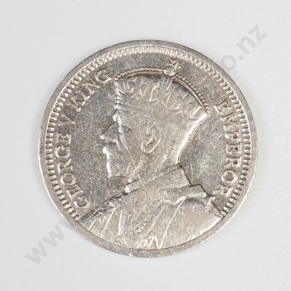1935 NZ Threepence - Cleaned  Image 1++