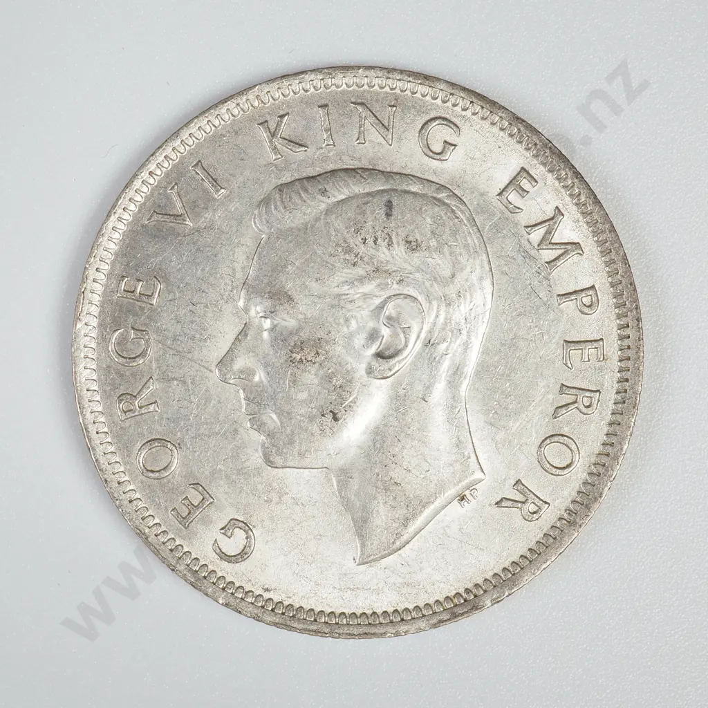 1943 New Zealand Half Crown - Uncirculated, Fine Lustre Image 1++