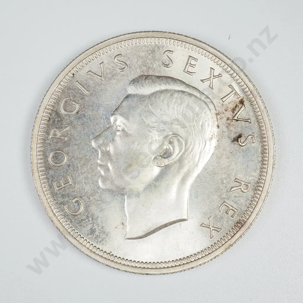 South Africa 1952 Five Shilling 50% Silver Crown - Better Grade Image 1++