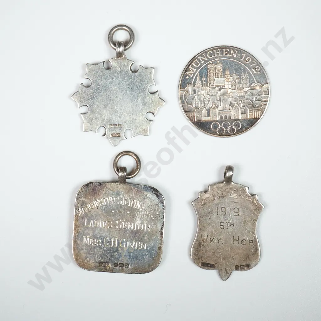 24.4 Grams of Sterling Silver Prize Fobs  Image 1++