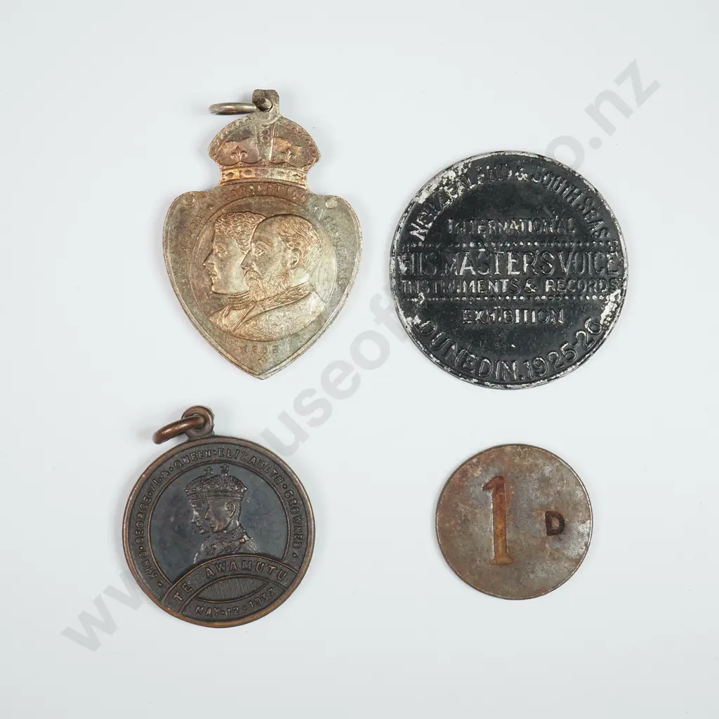 Assorted Lot of Interesting Tokens / Medalettes  Image 1++