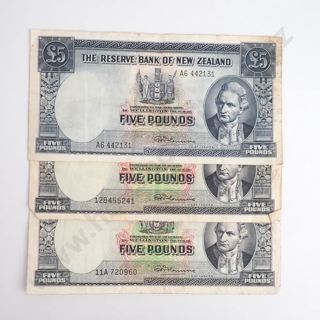 Three NZ Five Pound Fleming Banknotes - Circulated  Image 1++