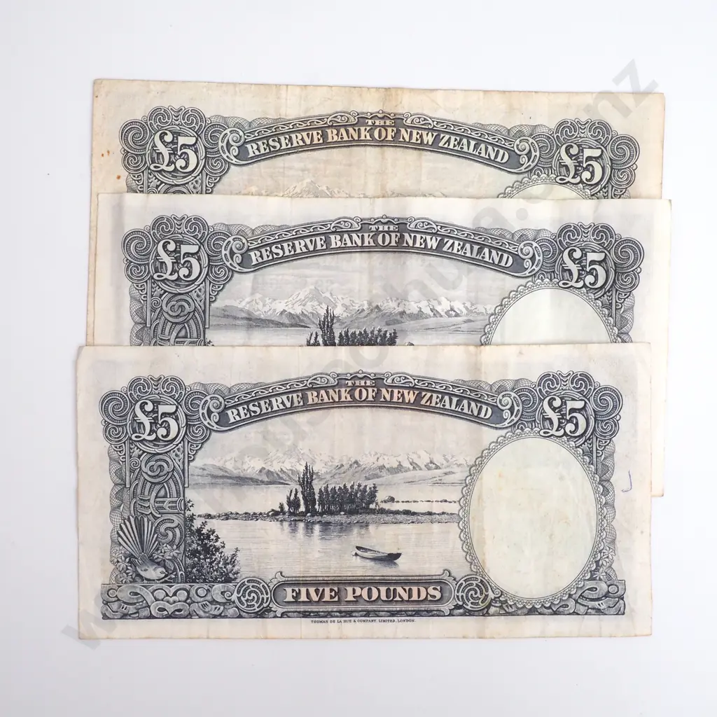 Three NZ Five Pound Fleming Banknotes - Circulated  Image 1++