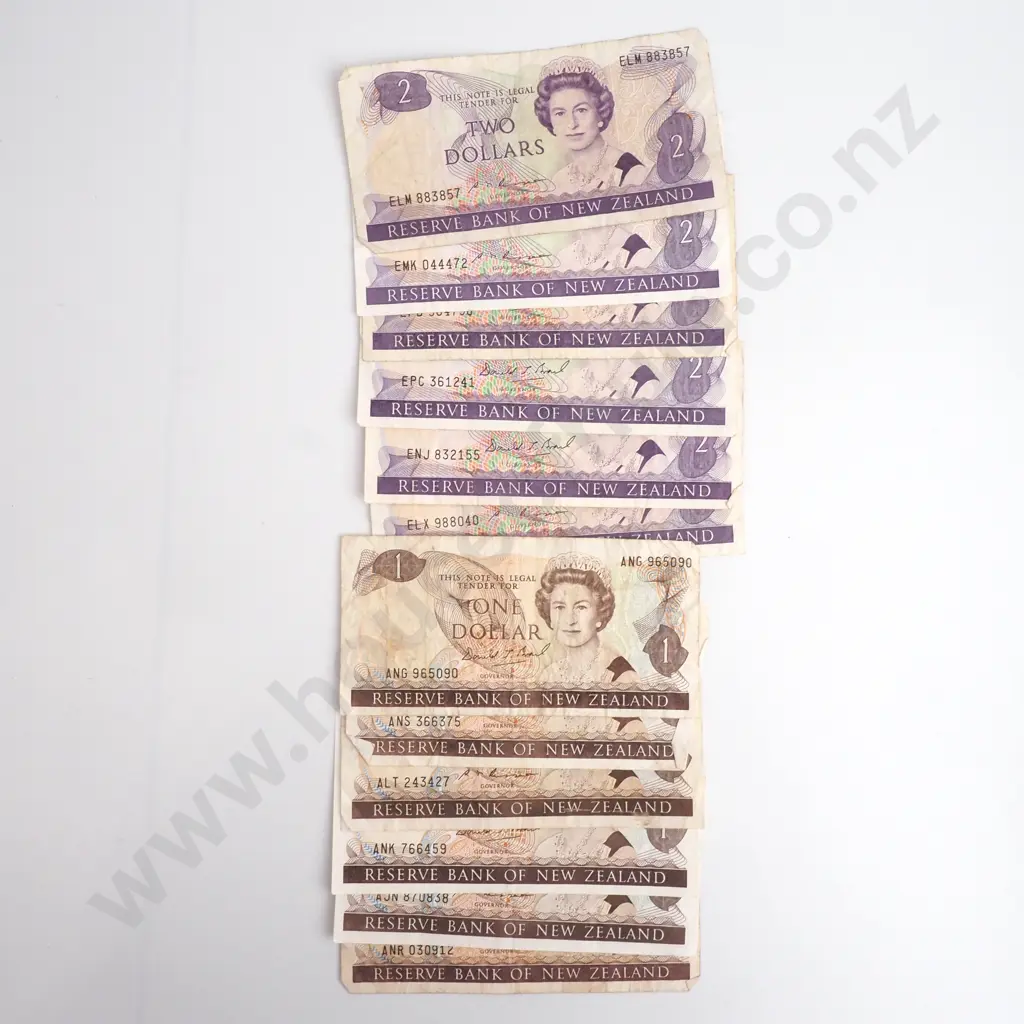 $18 Face Value of NZ One & Two Dollar Banknotes Image 1++