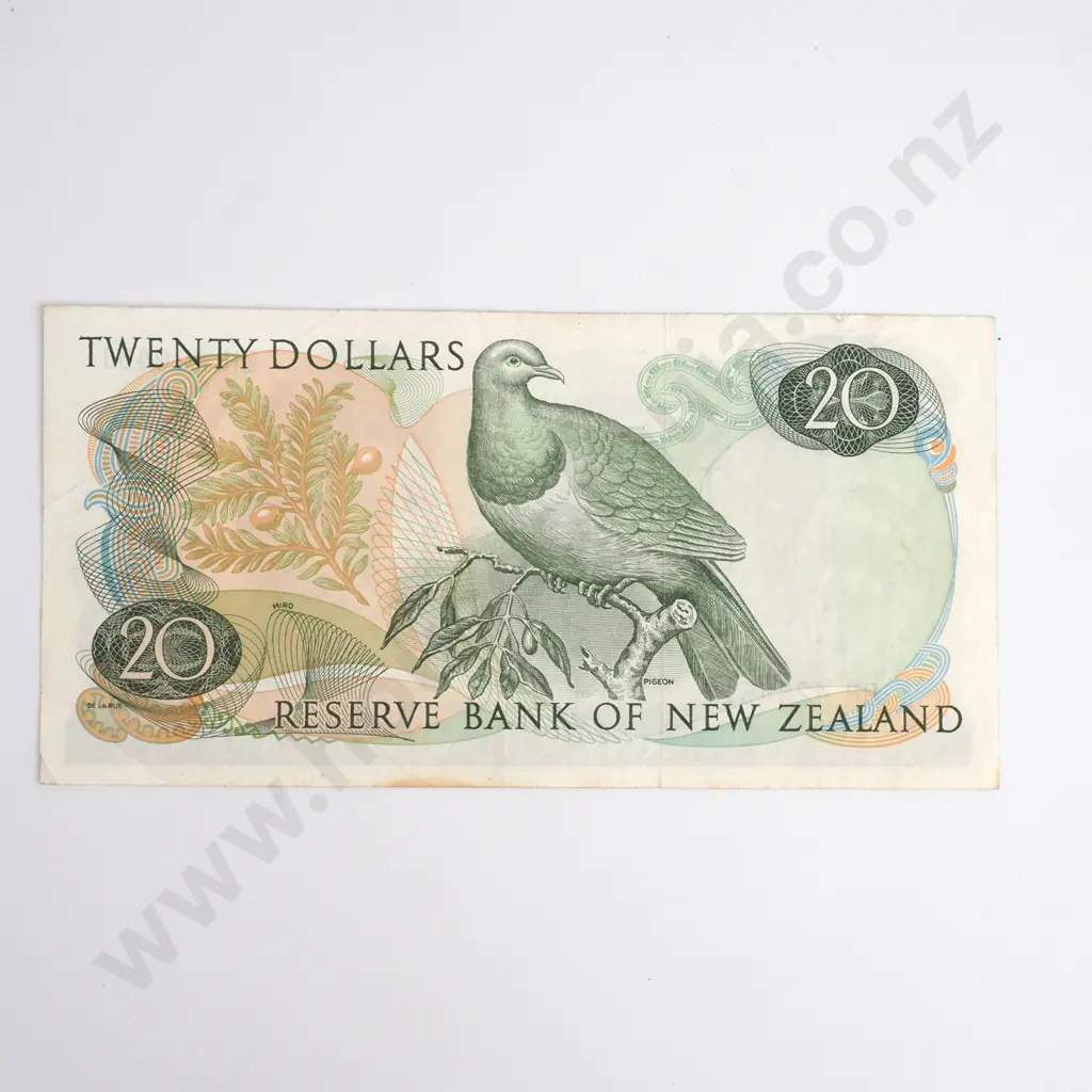 NZ Twenty Dollars, Wilks Signature, Prefix BH, Very Fine, CV$90 Image 1++