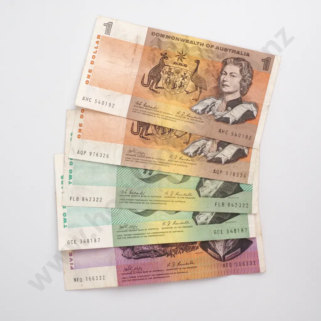 5 x Commonwealth of Australia Banknotes 1967-1969 Image 1++