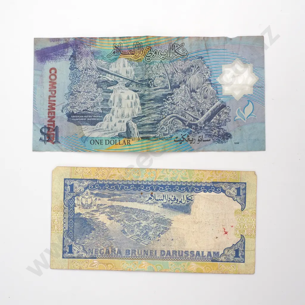Assorted Banknotes Image 1++