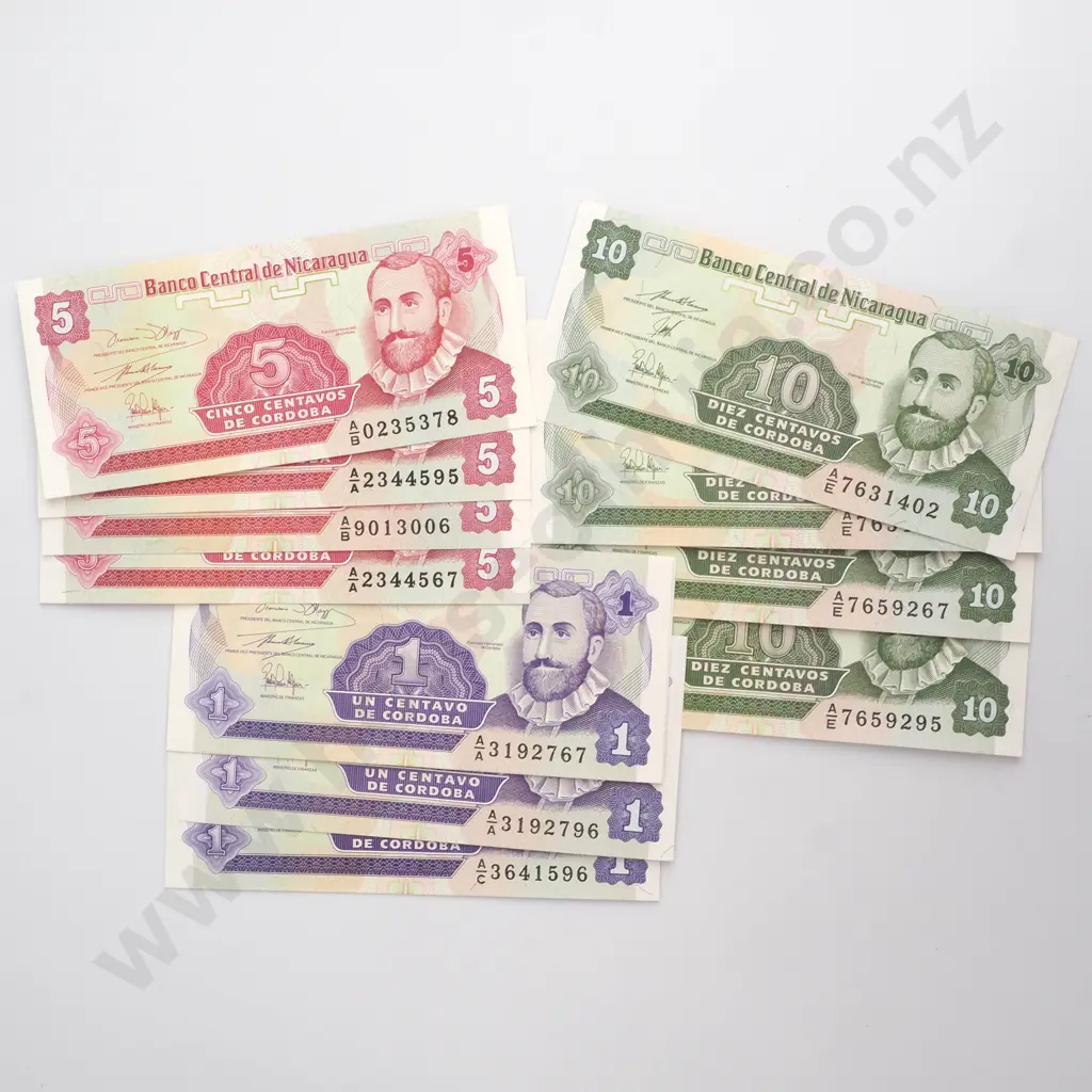 Assorted Nigerian Banknotes  Image 1++