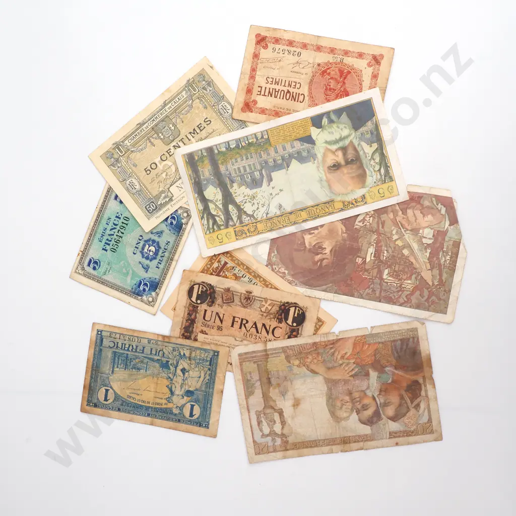 Assorted Old French Banknotes  Image 1++
