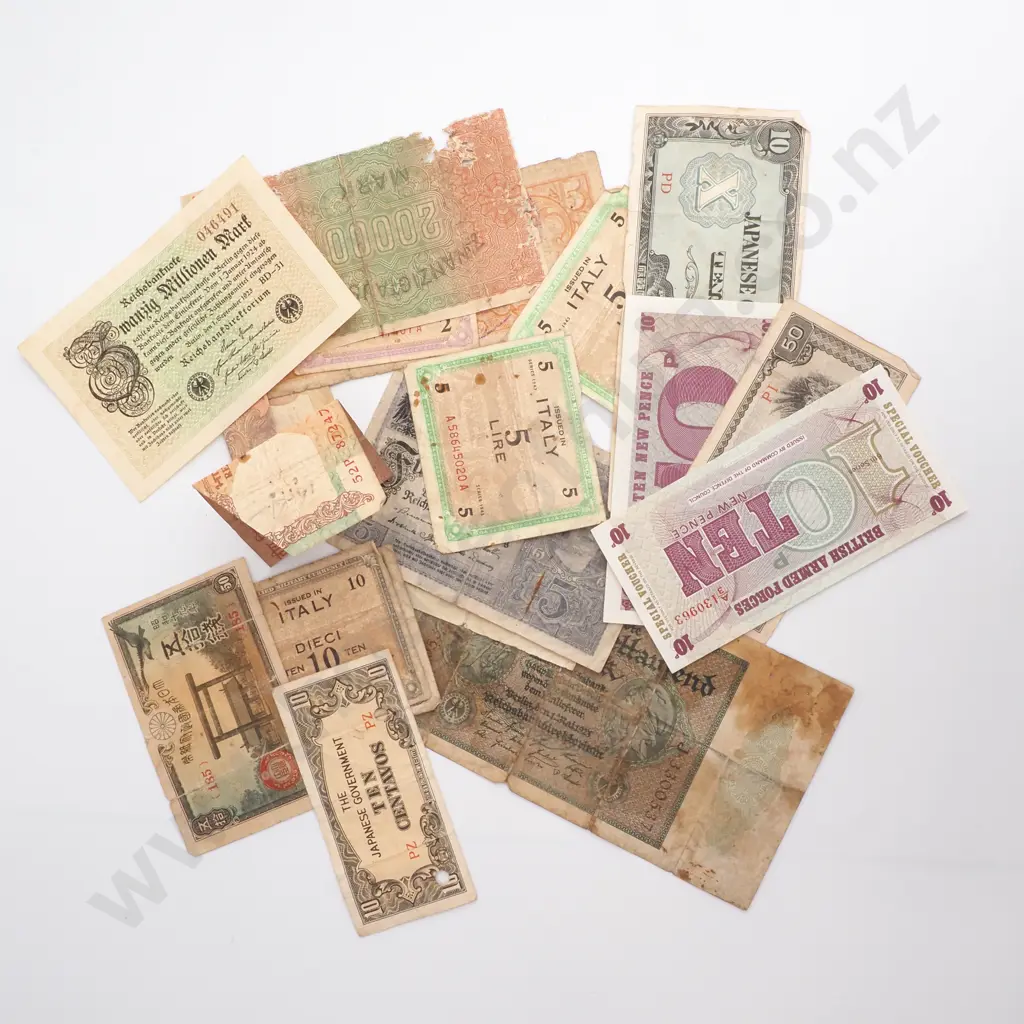 Assorted Lot of Vintage World Banknotes  Image 1++