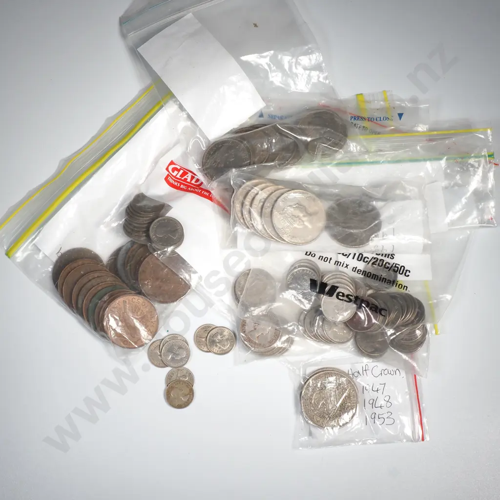 Assorted Lot of NZ Pre-Decimal & Decimal Coinage - No Silver Image 1++