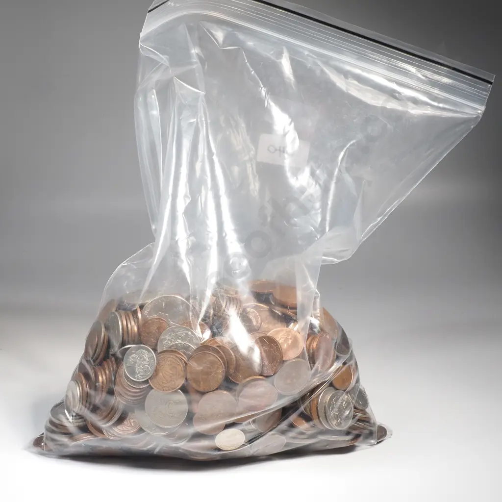 4.4 KG of Various World Coins Image 1++