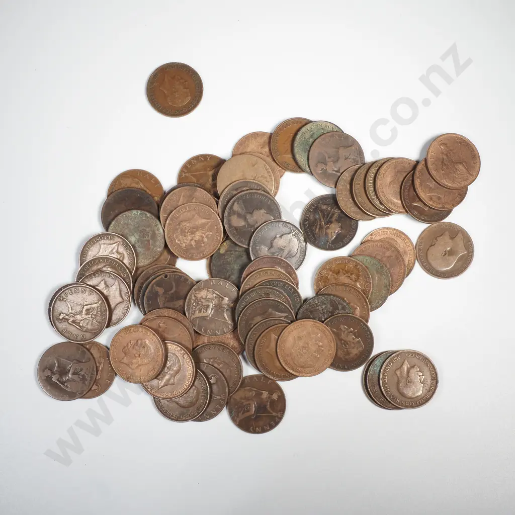 380 Grams of UK Half Pennies Image 1++