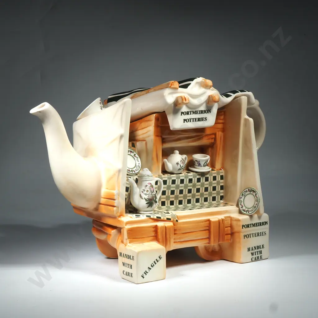 Portmeirion Botanic Garden ' China Stall' Teapot  Designed by Paul Cardew Image 1++