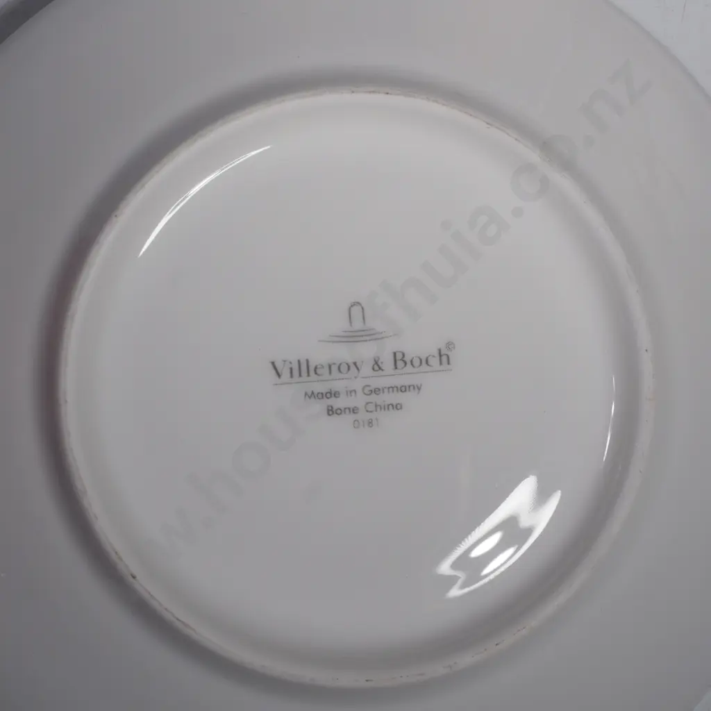 Four Villeroy & Boch Aureus Cups, Saucers & Side Plates Image 1++