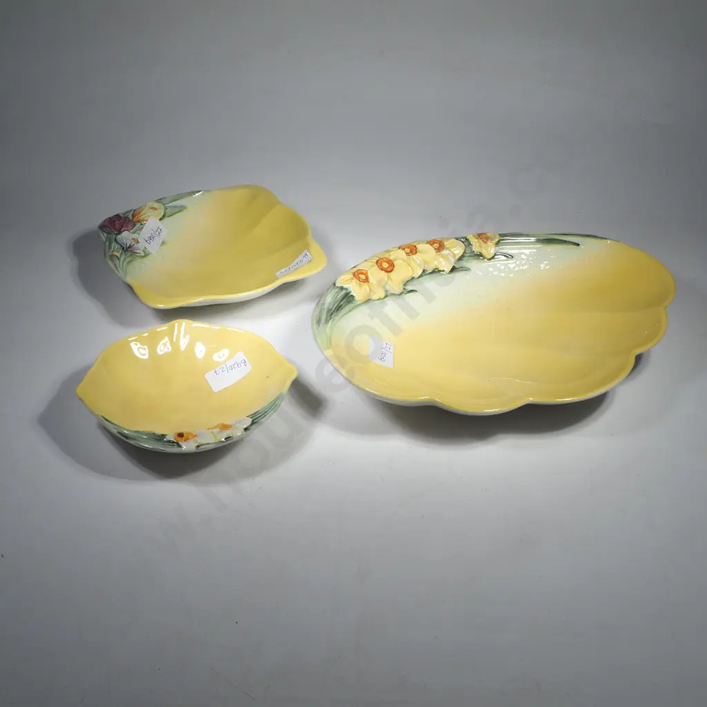 Two Yellow Beswick Bowls, One in the 'Springtime' Pattern & the Other in the 'Crocus' Pattern Image 1++