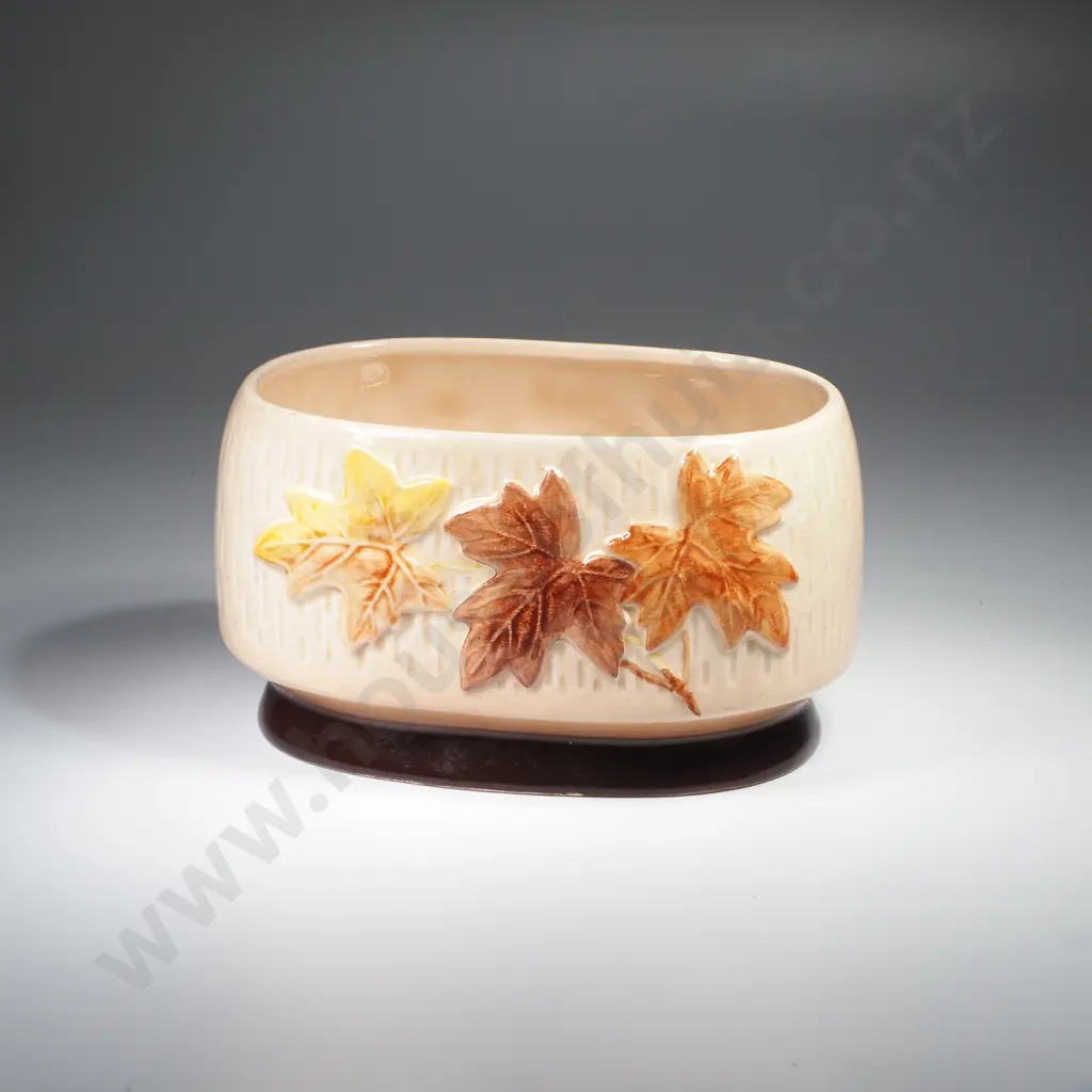 Vintage Sylvac Autumn Leaves/Maple Leaf Planter No 4006, Trough Vase No.4023 & Mantle Vase No.4018 Image 1++