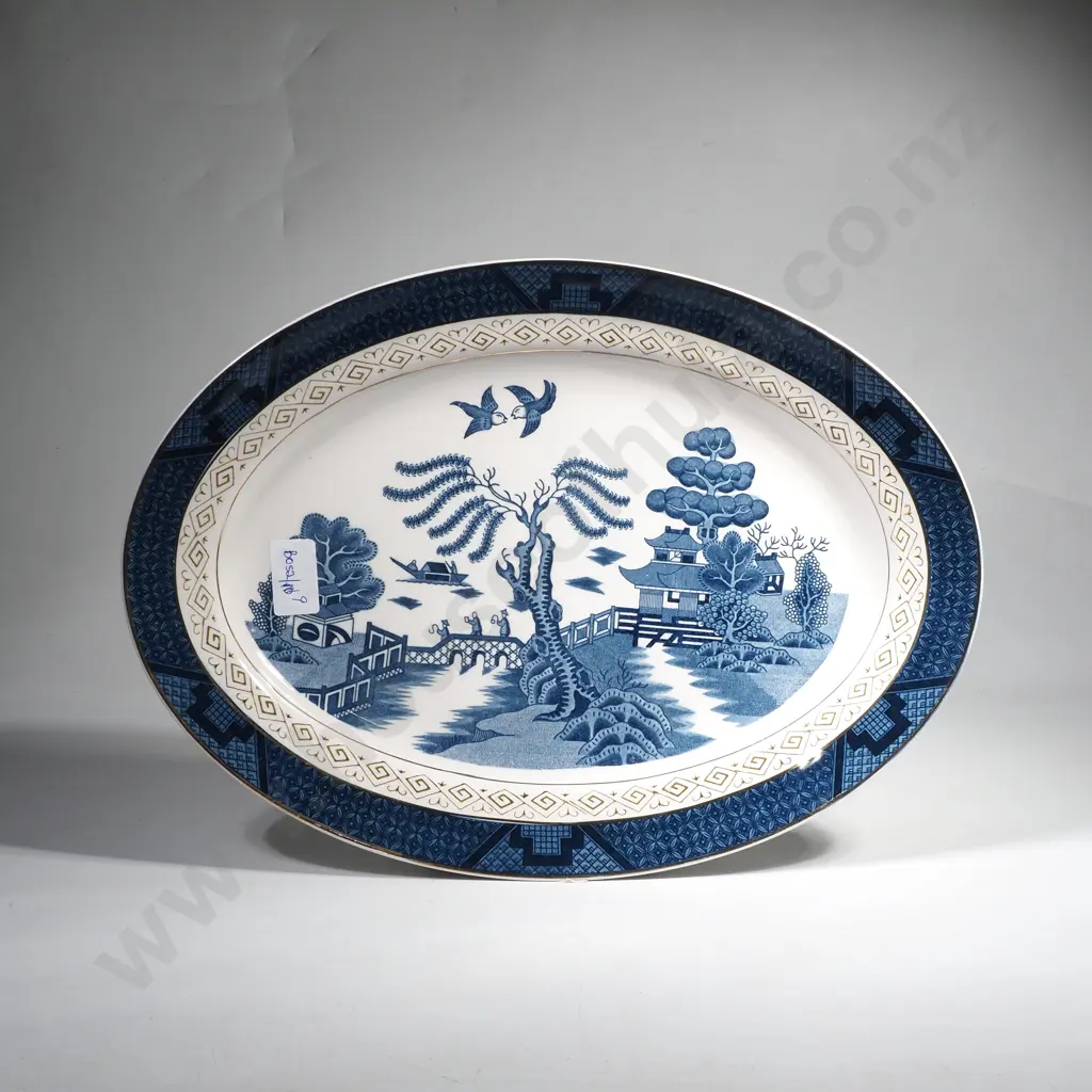 Two Large Oval Nikko Blue & White Willow Pattern Graduated Ashets Image 1++