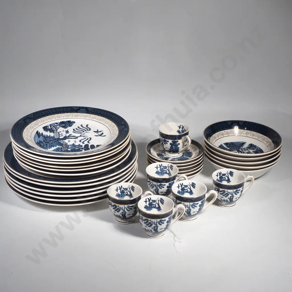 Set of Six Nikko Blue & White Willow Pattern Demi Tasse Coffee Cups & Saucers Image 1++
