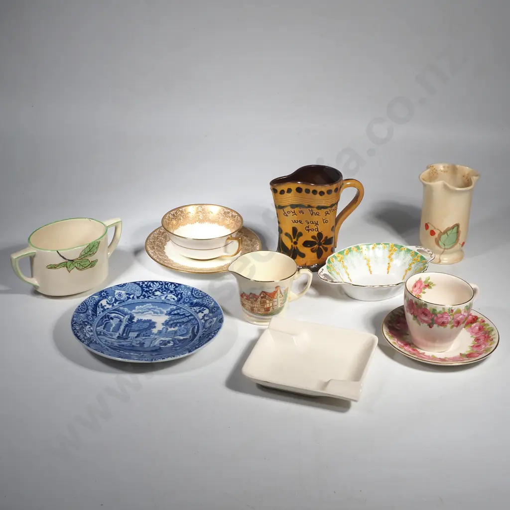Assorted English Vintage & Antique China & Pottery Pieces Image 1++