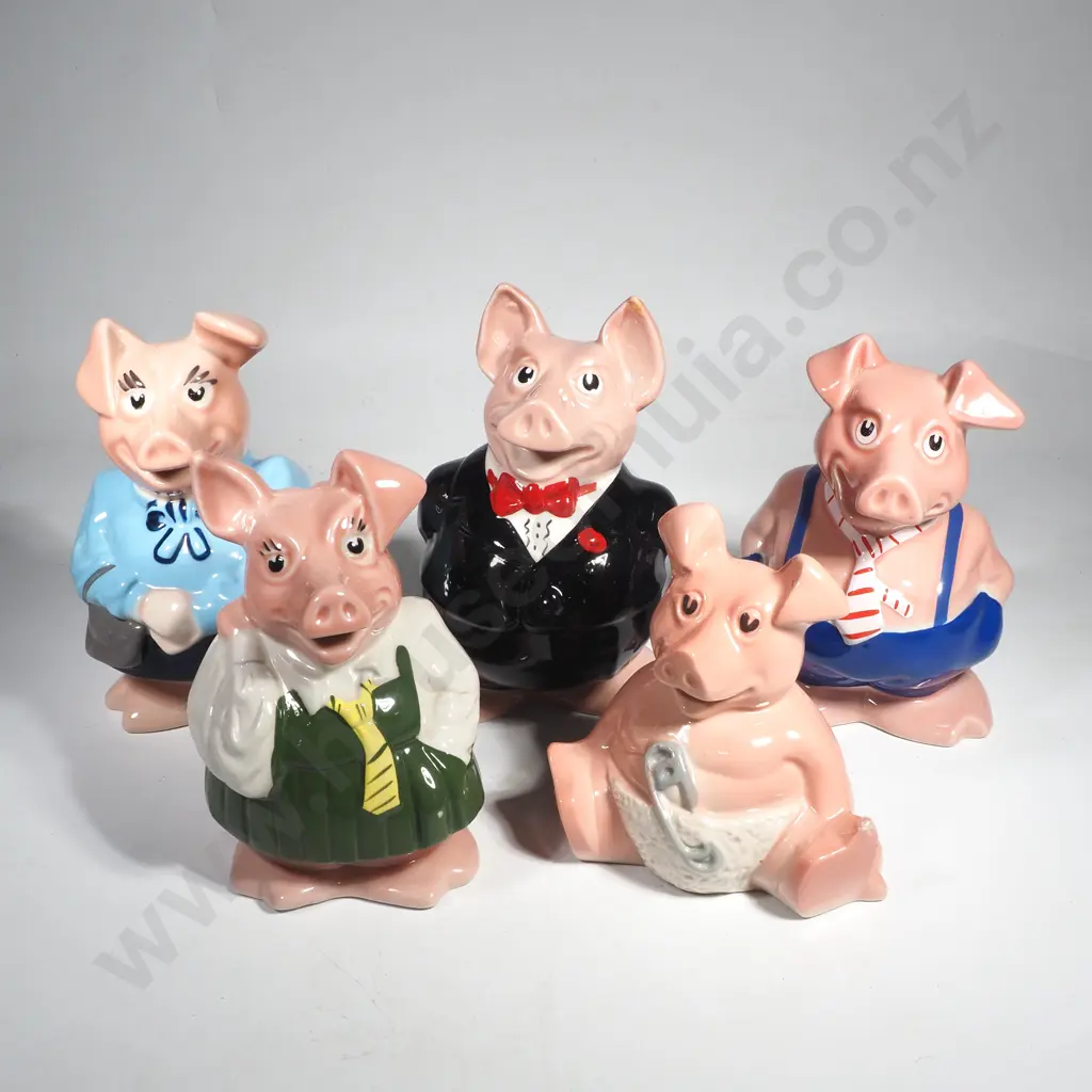 Full Set of Five Wade NatWest Pottery Piggy Banks, Modelled by Alan Maslankowski Image 1++