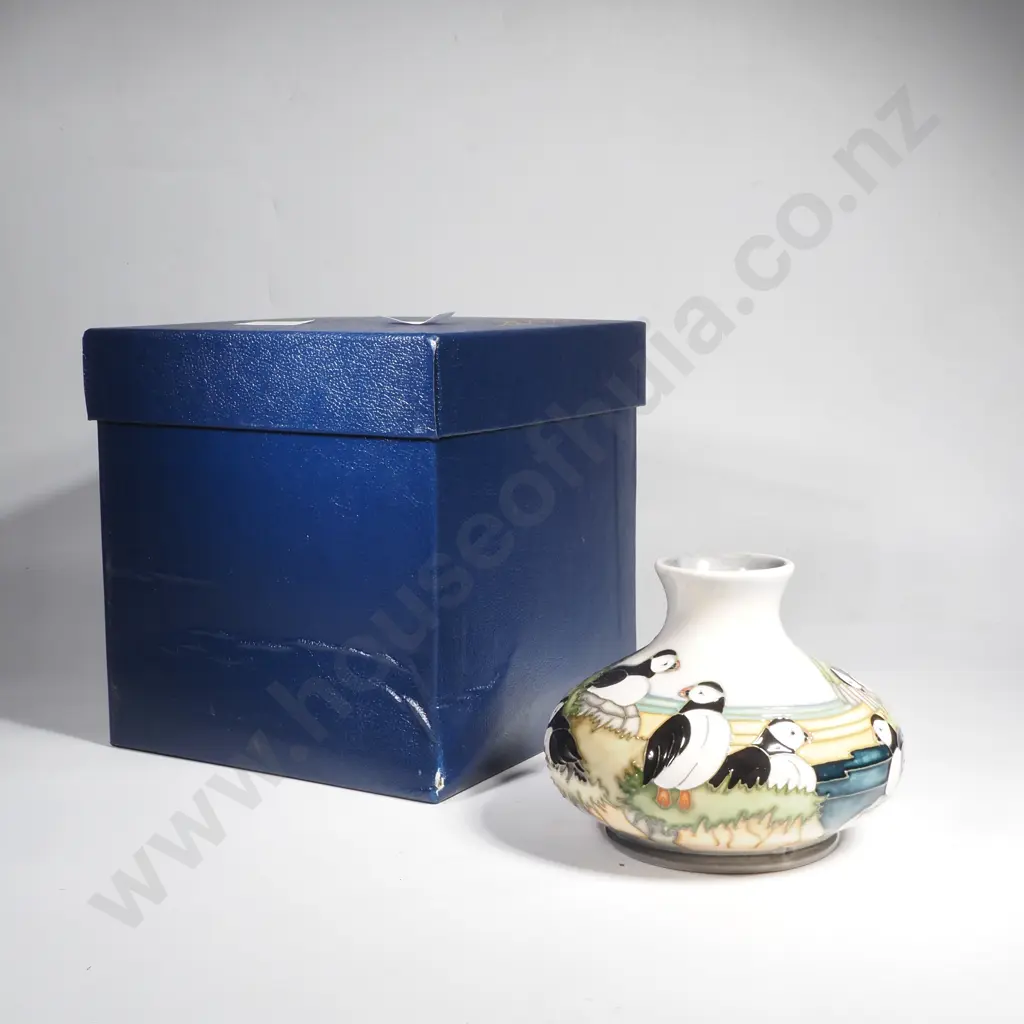 Boxed Moorcroft Puffin Vase of Squat Form Designed by Carole Lovatt in 1997 Image 1++