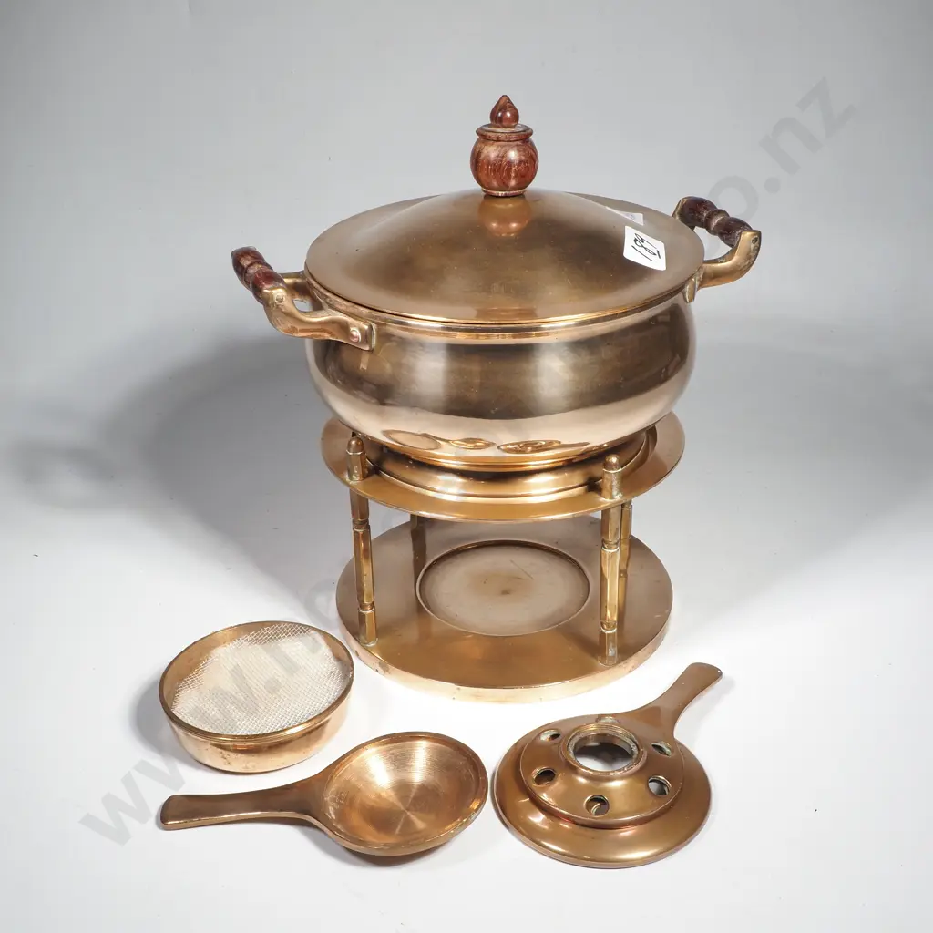 Vintage Brass Pot on Spirit Burner Image 1++