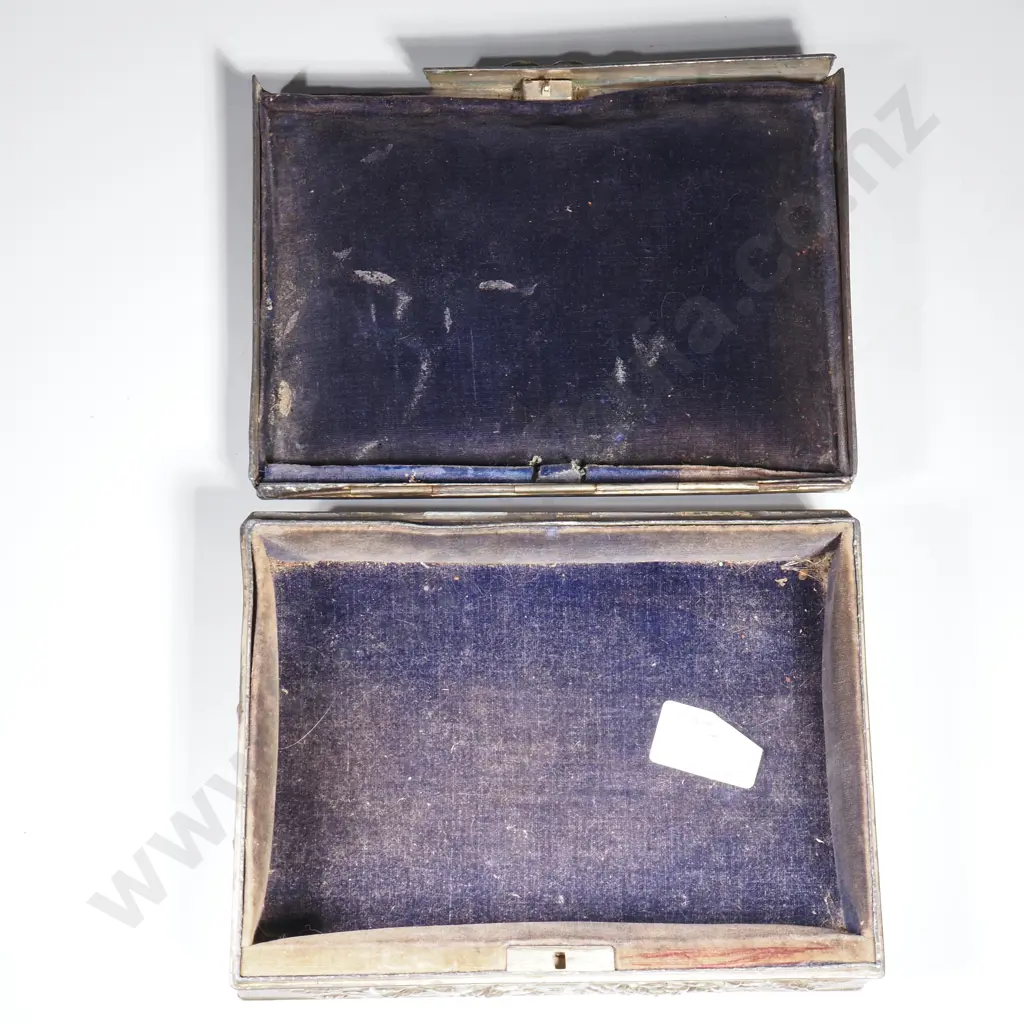 Vintage Japanese Plated Metal Jewellery Box - a/f Image 1++