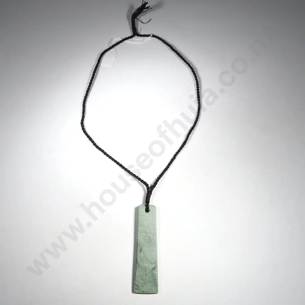 Pounamu/Greenstone  Toki Pendant w Adjustable Cord Image 1++