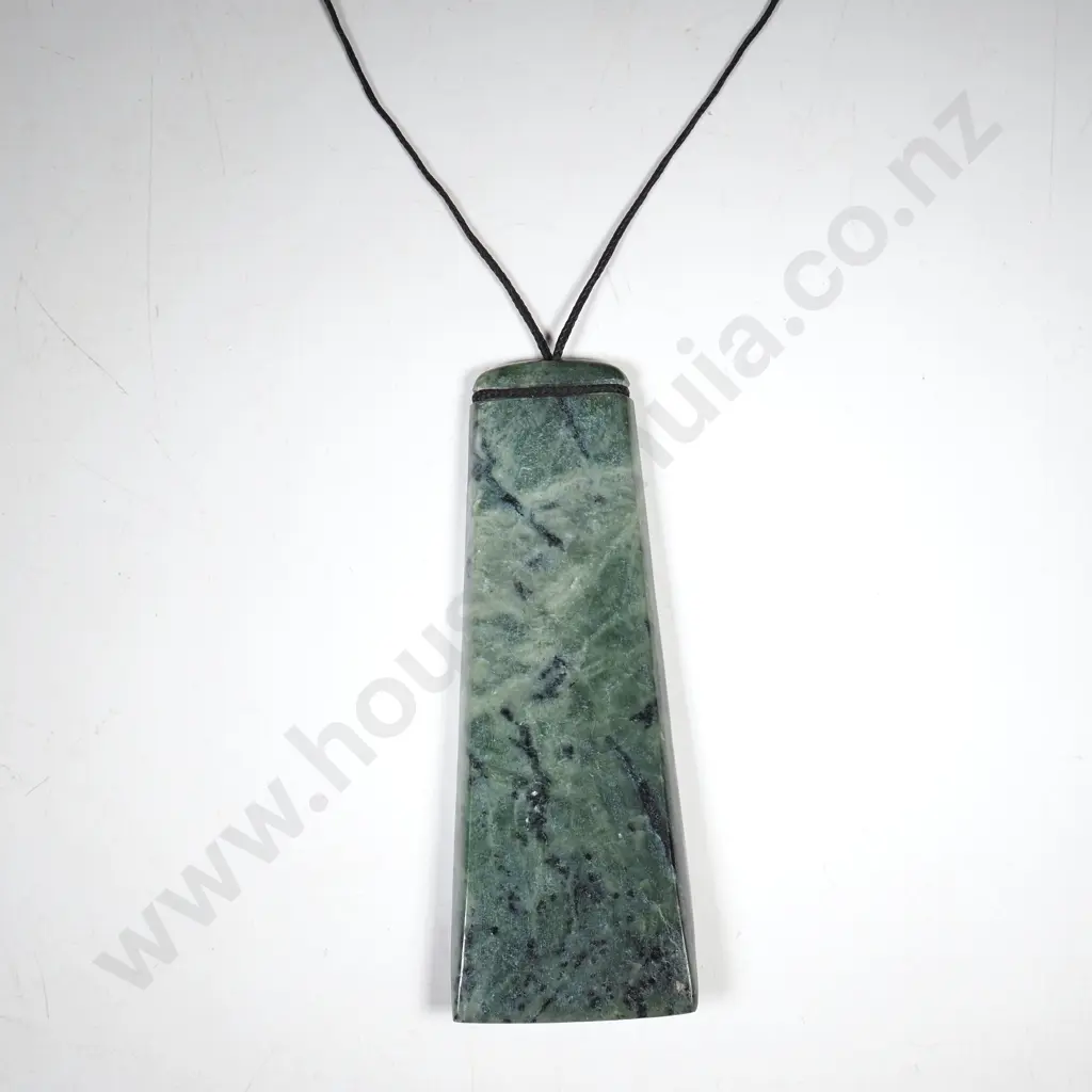 Pounamu/Greenstone  Toki Pendant w Adjustable Cord Image 1++