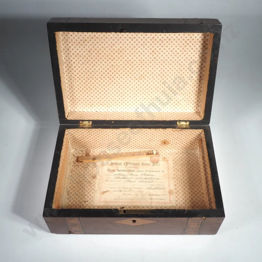 Victorian Marquetry Wooden Work Box a/f Image 1++