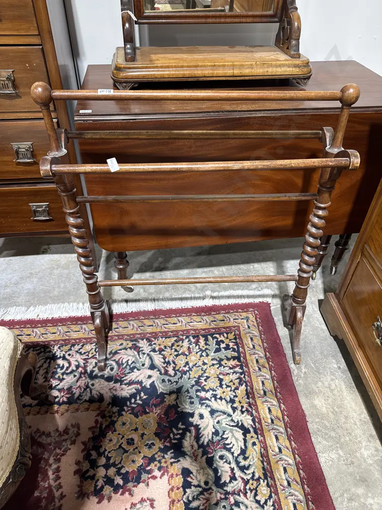 Antique Victorian Mahogany Towel Rail w Five Turned Rails Supported by Barley Twist Columns, Standing on Cabriole Legs Image 1++