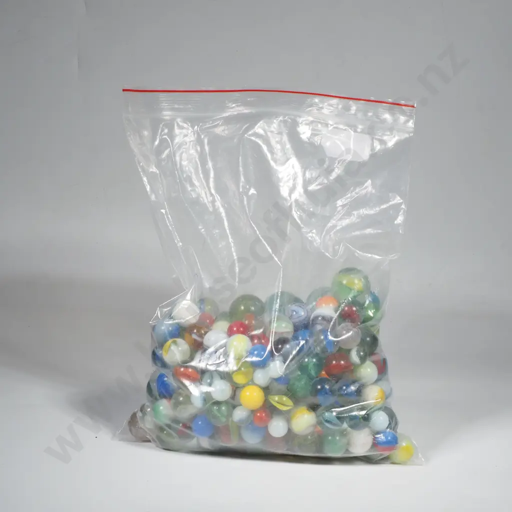 A Large Assortment of Vintage Toy Marbles Image 1++