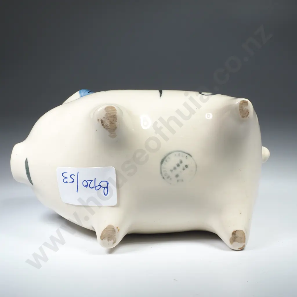 Vintage Shamrock Pottery Pig Made in Ireland w Blue & Green Leaf Decoration Image 1++