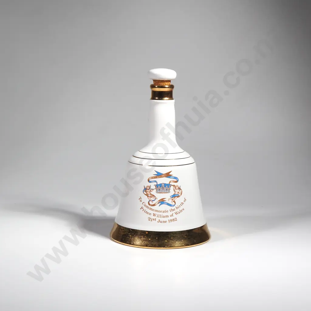 Scotch Whisky Commemorative Porcelain Decanter by Wade to Celebrate the Birth of Prince William of Wales Image 1++