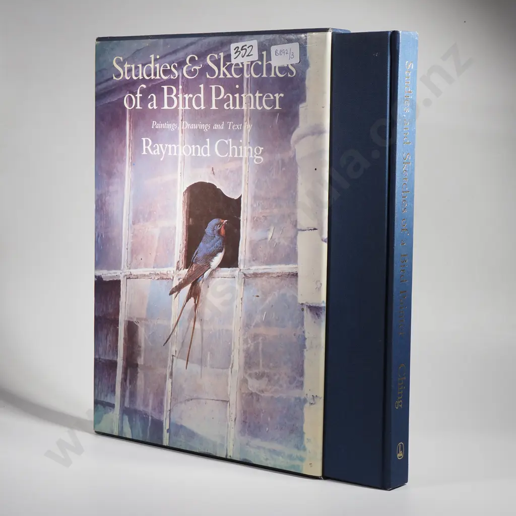 Studies & Sketches of a Bird Painter Ching, Raymond, Paintings, Drawings and Text By, Additional Text By Errol Fuller Image 1++