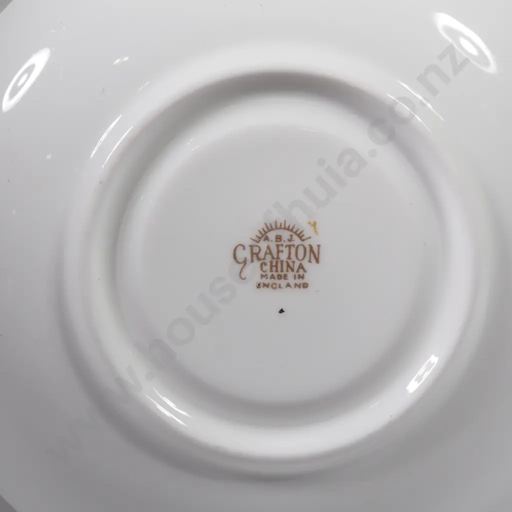 English Fine Bone China Trios x 6 Image 1++