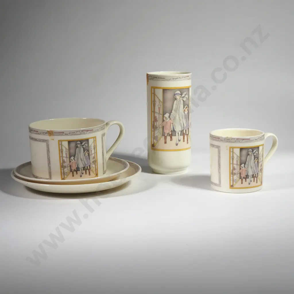 English Minton Fine Bone China 'Golden Days' Part Set Image 1++