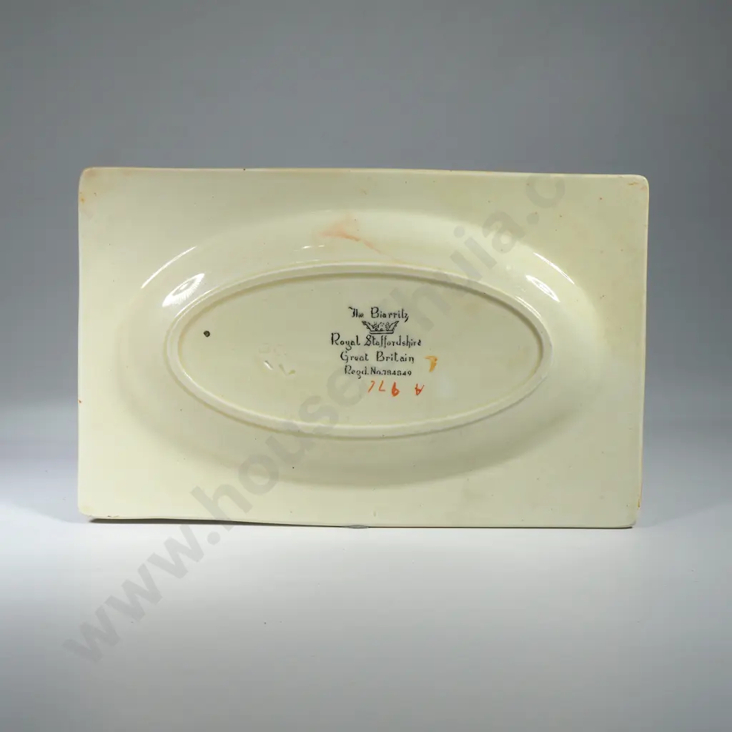 Assorted Royal Staffordshire 'The Biarritz' Plates of Various Types - 1 x Clarice Cliff Plate Image 1++