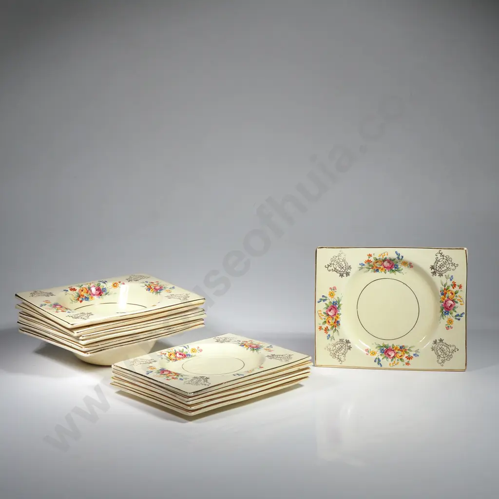 Vintage Royal Staffordshire 'The Biarritz' Sweet Bowls & Side Plates Image 1++