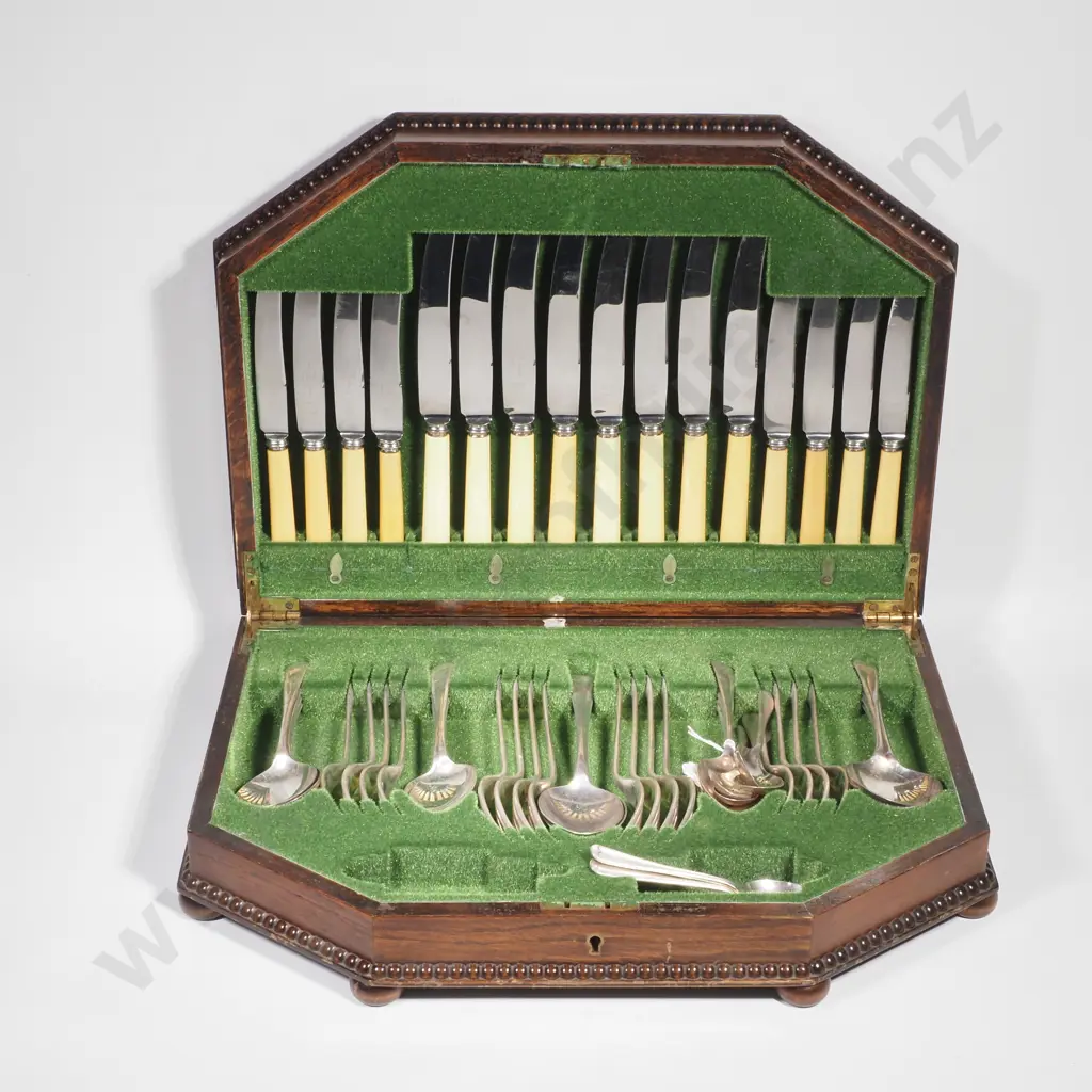 Vintage Oak 1950s Deco Cutlery Box containing Eight Place Silver Plated  Flatware in the Old English Pattern Image 1++